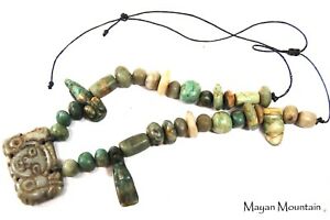 【送料無料】ジュエリー・アクセサリー マヤネックレスグアテマラジェイドマヤジェイドアイトantico aspetto maya cerimoniale collana in guatemalita giada amp; giadeite di maya
