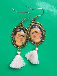 【送料無料】ジュエリー・アクセサリー カーロゴールドレッドイヤリングfrida kahlo orecchini rosso oro