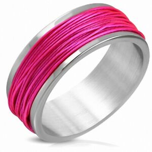 【送料無料】ジュエリー・アクセサリー ピンクドローストリングステンレススチールフラットリング8mm anello piatto in acciaio inossidabile con cordoncino rosa