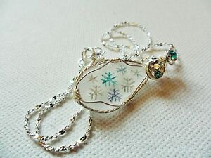 【送料無料】ジュエリー・アクセサリー デリケートシルバーメッキネックレスシーグラスクリスマスチェ..