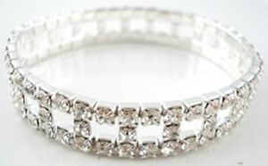 strass cristallo bracciale, colore a sceltaラインストーンクリスタルブレスレット※注意※NYからの配送になりますので2週間前後お時間をいただきます。人気の商品は在庫が無い場合がございます。ご了承くださいませ。サイズの種類の商品は購入時の備考欄にご希望のサイズをご記載ください。　携帯メールでの登録ですと楽天からのメールが届かない場合がございます。