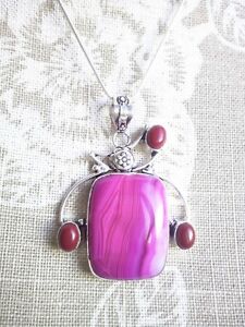 【送料無料】ジュエリー・アクセサリー ピンクデザインアゲートペンダントチェーンイギリスbellissimo design rosa agate ciondolo, catena inclusi il venditore regno unito