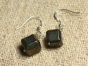 【送料無料】ジュエリー・アクセサリー ブークルドライトアルジャンパイライトドレキューブboucles doreilles argent 925 pyrite doree cubes 10x10mm(4)