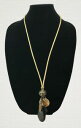 【送料無料】ジュエリー・アクセサリー ロングホローネックレスレザーゴールドトーングラスボヘミアンペンダントmoon c paris collana cavo lungo con vetro leather amp; gold tone ciondolo bohemian