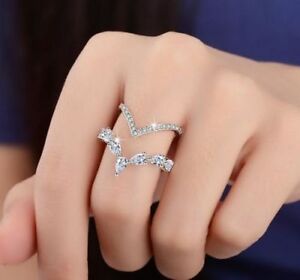 【送料無料】ジュエリー・アクセサリー バゲアジャストアージェントオルネドスワロフスキーエレメンツ..