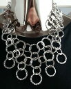 【送料無料】ジュエリー・アクセサリー シックトーンシルバーネックレスジロコロセルキbnwt incredibilmente chic graduate tono argento collana girocollo cerchi