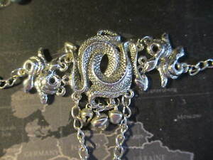 【送料無料】ジュエリー・アクセサリー ゴシックメタルスネークブレスレットリングgothic braccialetto serpente in metallo e tre anelli unitinuovo