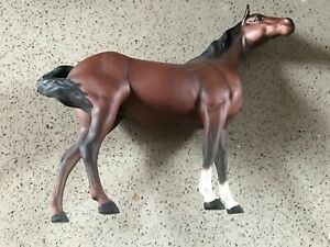 【送料無料】キッチン用品・食器・調理器具・陶器　ヴィンテージマットロイヤルドルトン磁器の馬はイン..