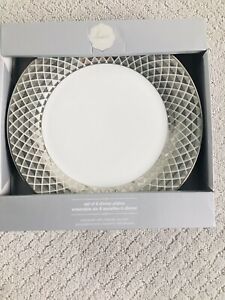 ̵ۥåʡĴƫۥǡС᥿åȥǥʡץ졼ȻCIROA 4 HOLIDAY SILVER METALLIC ACCENT DINNER PLATES DISHES 10 1/2 New