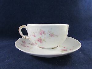 【送料無料】キッチン用品・食器・調理器具・陶器　つのセットハビランド・リモージュピンクフローラルカップソーサーセットSET OF SIX - Haviland Limoges PINK FLORAL Cup & Saucer Sets