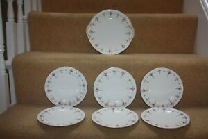 Royal Crown Derby Hand Painted Cake Plate Patt 8744 &amp; 6 Tea Plates c1915 46ロイヤルクラウンダービーハンドペイントケーキプレートパットティープレート※注意※NYからの配送になりますので2週間前後お時間をいただきます。人気の商品は在庫が無い場合がございます。ご了承くださいませ。サイズの種類の商品は購入時の備考欄にご希望のサイズをご記載ください。　携帯メールでの登録ですと楽天からのメールが届かない場合がございます。