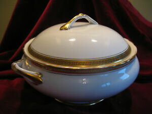 ̵ۥåʡĴƫơɥꥷ㥭եܡ塼꡼ϥåVINTAGE GOLD GREEK KEY FINE BONE CHINA TUREEN VEGETABLE DISH TUSCAN HARRODS