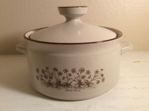 ̵ۥåʡĴƫΥ꥿ȡ󥦥β֥ȥ饦ʤ줿㥻VTG Noritake Stoneware Desert Flowers 2.25 Quart Round Covered Casserole