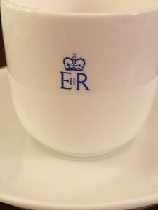 ̵ۥåʡĴƫꥶ٥񥳡ҡåפȥ᡼ʤVery Rare Queen Elizabeth II EIIR China Coffee Cup With Saucer - No Damage