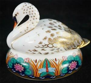 【送料無料】キッチン用品・食器・調理器具・陶器　ロイヤルクラウンダービースワンペーパーウェイト位BD ROYAL CROWN DERBY SWAN PAPERWEIGHT (second)