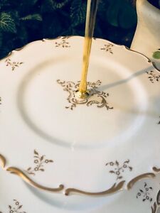 【送料無料】キッチン用品・食器・調理器具・陶器 ホワイトゴールドケーキスタンドロイヤルドルトンモンテーニュ、ボーンチャイナ、WHITE GOLD CAKE Stand Royal Doulton Montaigne, Bone China,