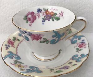 ̵ۥåʡĴƫơ󡦥ե󡦥󥰥å塦ܡ󡦥㥤ʡƥåץֲ֥եVintage Tuscan Fine English Bone China Tea Cup & Saucer Floral Flowe