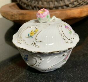 ̵ۥåʡĴƫޥեϥɥڥȥ奬ܥե˥åɥMeissen Floral Hand Painted 3 1/2 Sugar Bowl w/ Rose Finial Lid - Excellent