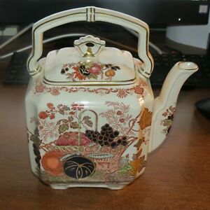 【送料無料】キッチン用品・食器・調理器具・陶器　メイソンズハーベストゴールドアイアンストーンティーポットMason's Harvest Gold Ironstone Teapot MINT!