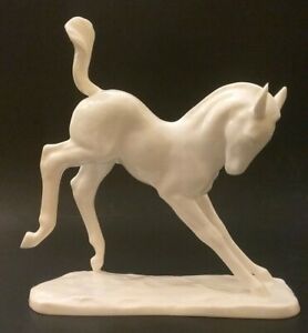 ̵ۥåʡĴƫ쥢֥꡼Υ꥿쥯ۥ磻ȥܡ㥤ʥۡեե奢Rare & Lovely Noritake Studio Collection White Bone China Horse, Foal Figu