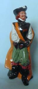 【送料無料】キッチン用品・食器・調理器具・陶器　ロイヤル・ドゥルトンキャラクターフィギュアキャバリアROYAL DOULTON CHARACTER FIGURE CAVALIER HN2716