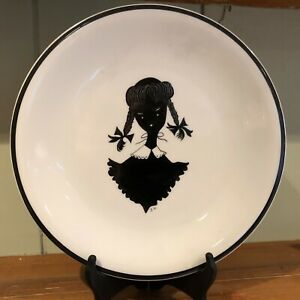 【送料無料】キッチン用品・食器・調理器具・陶器　リモージュプレート「ラ・プティット・フィレ」ヘトローLIMOGES PLATE La Petite Fille by J Hetreau