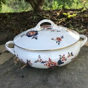 Coalport Khotar Pattern Covered Vegetable Dish/Tureenコールポートコーターパターンカバー野菜皿チューリーン※注意※NYからの配送になりますので2週間前後お時間をいただきます。人気の商品は在庫が無い場合がございます。ご了承くださいませ。サイズの種類の商品は購入時の備考欄にご希望のサイズをご記載ください。　携帯メールでの登録ですと楽天からのメールが届かない場合がございます。