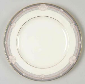 キッチン用品・食器・調理器具・陶器　ノリテイクスタンフォードコートサラダプレートNoritake Stanford Court Salad Plate