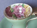 エインズレイ 【送料無料】キッチン用品・食器・調理器具・陶器　ヴィンテージエインズリーラージピンクイエローローズ緑の骨中国茶碗茶碗Vintage Aynsley Large pink yellow roses green bone china tea cup teacup