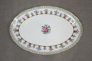 ̵ۥåʡĴƫ٥ʥɡ⡼塦ȡ֥ꥢ󡦥꡼󥤥ӥ󥰡ץåBernardaud Limoges Chateaubriand Green 13 3/4 L Serving Platter