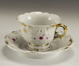 ̵ۥåʡĴƫμ­Υåפȥޥϥѥѥ夲19th Century Porcelain footed Cup and Saucer - Meissen Raised spiral pattern