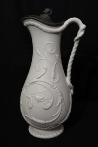 【送料無料】キッチン用品・食器・調理器具・陶器　レアコープランドホワイトソルトグレーズフローラルスクロールピッチャーピューターリッド、イングランドRARE Copeland White SALT GLAZE Floral Scroll 14 Pitcher w/Pewter Lid, Eng