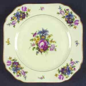 Black Knight Meissen Square Salad Plate 33176ブラックナイトマイセンスクエアサラダプレート※注意※NYからの配送になりますので2週間前後お時間をいただきます。人気の商品は在庫が無い場合がございます。ご了承くださいませ。サイズの種類の商品は購入時の備考欄にご希望のサイズをご記載ください。　携帯メールでの登録ですと楽天からのメールが届かない場合がございます。