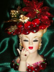 【送料無料】キッチン用品・食器・調理器具・陶器　美しいナプコクリスマスレディヘッド花瓶赤宝石人形ヘッドヴァーゼBeautiful NAPCO CHRISTMAS LADY HEAD VASE Red Gem Stone Jeweled Doll Headvase
