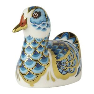 Royal Crown Derby 1st Quality Rallidae Duck Paperweightロイヤルクラウンダービー第品質ラリダエダックペーパー級※注意※NYからの配送になりますので2週間前後お時間をいただきます。人気の商品は在庫が無い場合がございます。ご了承くださいませ。サイズの種類の商品は購入時の備考欄にご希望のサイズをご記載ください。　携帯メールでの登録ですと楽天からのメールが届かない場合がございます。