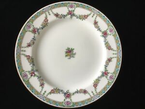 Minton England Turquoise &amp; Pink Floral Swag Dinner Plate 10 3/8” B435ミントンイングランドターコイズピンクフローラルスワッグディナープレート※注意※NYからの配送になりますので2週間前後お時間をいただきます。人気の商品は在庫が無い場合がございます。ご了承くださいませ。サイズの種類の商品は購入時の備考欄にご希望のサイズをご記載ください。　携帯メールでの登録ですと楽天からのメールが届かない場合がございます。