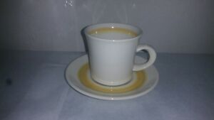 【送料無料】キッチン用品・食器・調理器具・陶器　フランシスコ会陶器サンダンスティーコーヒーカップとソーサー無料配送米国Franciscan Earthenware Sundance Tea/Coffee Cups and Saucers Free Shipping USA(3)