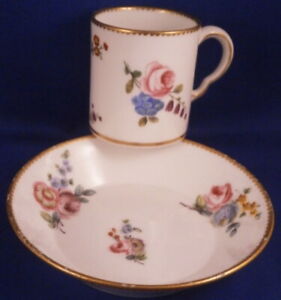 【送料無料】キッチン用品・食器・調理器具・陶器　アンティークセブレス磁器フローラルソフトペーストカップソーサーポルゼランタッセAntique 18thC Sevres Porcelain Floral Soft Paste Cup & Saucer Porzellan Tasse