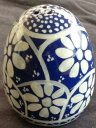 Beautiful Hand Painted Terra-Cotta Egg-Shaped Saltshaker ? VGC ? PRETTY COLOR美しい手塗装テラコッタ卵形ソルトシェイカー??プリティカラー※注意※NYからの配送になりますので2週間前後お時間をいただきます。人気の商品は在庫が無い場合がございます。ご了承くださいませ。サイズの種類の商品は購入時の備考欄にご希望のサイズをご記載ください。　携帯メールでの登録ですと楽天からのメールが届かない場合がございます。