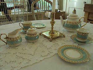̵ۥåʡĴƫȡޥåɡ٥륵饤ȥ꡼ƥåХݥȥ󡦥󥰥Thomas Goode Versailles Light Green Tea Set China/By Apoint HM the Queen E
