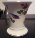 yzLb`piEHEE@EFWEbhJbREԕrWedgwood Cuckoo Small Bone China Vase