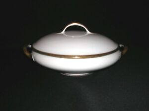 ̵ۥåʡĴƫʤ줿ݤڤΥܥȹƫ⡼ե󥹤Υۥ磻ȥɥȥ8 COVERED ROUND VEGETABLE BOWL UNION CERAMICS LIMOGES UC FRANCE WHITE GOLD TRIM