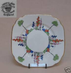 Royal Albert Happyland SIDE PLATE.ロイヤルアルバートハッピーランドサイドプレート。※注意※NYからの配送になりますので2週間前後お時間をいただきます。人気の商品は在庫が無い場合がございます。ご了承くださいませ。サイズの種類の商品は購入時の備考欄にご希望のサイズをご記載ください。　携帯メールでの登録ですと楽天からのメールが届かない場合がございます。