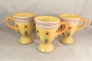 キッチン用品・食器・調理器具・陶器　ピストレットフットペデスタマグのセットSet of 3 Pfaltzgraff Pistoulet Footed Pedestal Mugs