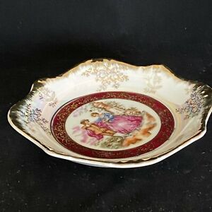 【送料無料】キッチン用品・食器・調理器具・陶器　プリティヴィンテージ磁器キャビネットティープレート光沢釉薬求愛カップル恋人Pretty Vintage Porcelain Cabinet Tea Plate Lustre Glaze - Courting Couple/Lovers 3