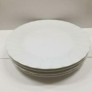 Sheffield Bone White Porcelain Fine China Plates_Set of 4シェフィールドボーンホワイト磁器ファインチャイナ※注意※NYからの配送になりますので2週間前後お時間をいただきます。人気の商品は在庫が無い場合がございます。ご了承くださいませ。サイズの種類の商品は購入時の備考欄にご希望のサイズをご記載ください。　携帯メールでの登録ですと楽天からのメールが届かない場合がございます。