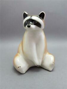 VINTAGE PORCELAIN RUSSIAN LOMONOSOV USSR SEATED RED PANDA BEAR RACCOONヴィンテージ磁器ロシアロモノソフソ連座ったレッサーパンダクマアライグマ※注意※NYからの配送になりますので2週間前後お時間をいただきます。人気の商品は在庫が無い場合がございます。ご了承くださいませ。サイズの種類の商品は購入時の備考欄にご希望のサイズをご記載ください。　携帯メールでの登録ですと楽天からのメールが届かない場合がございます。