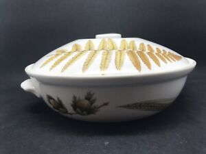 Royal Worcester Wild Harvest Shallow Round Casserole Dish. (Or285)ロイヤルウスターワイルドハーベスト浅いラウンドキャセロール皿。または※注意※NYからの配送になりますので2週間前後お時間をいただきます。人気の商品は在庫が無い場合がございます。ご了承くださいませ。サイズの種類の商品は購入時の備考欄にご希望のサイズをご記載ください。　携帯メールでの登録ですと楽天からのメールが届かない場合がございます。