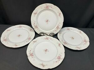Mikasa VERSAILLES Pattern #9344 ~ Set of 4 ~ Dinner Plates ~ 10 3/8ミカサ「ベルサイユ」パターンディナープレートセット※注意※NYからの配送になりますので2週間前後お時間をいただきます。人気の商品は在庫が無い場合がございます。ご了承くださいませ。サイズの種類の商品は購入時の備考欄にご希望のサイズをご記載ください。　携帯メールでの登録ですと楽天からのメールが届かない場合がございます。