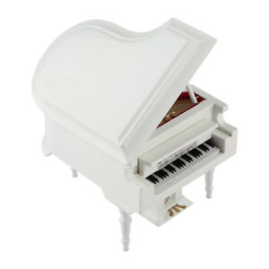 楽天hokushin【送料無料】キッチン用品・食器・調理器具・陶器　ピアノミニチュアホワイトピアノおもちゃ楽器なしモデル音楽ギフトミニPiano Miniature White Piano Toy Without Music Instrument Model Music Gifts Mini